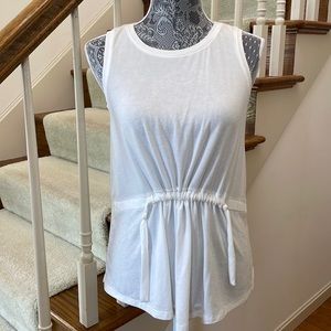 Simply Vera Vera Wang sleeveless top, NWOT